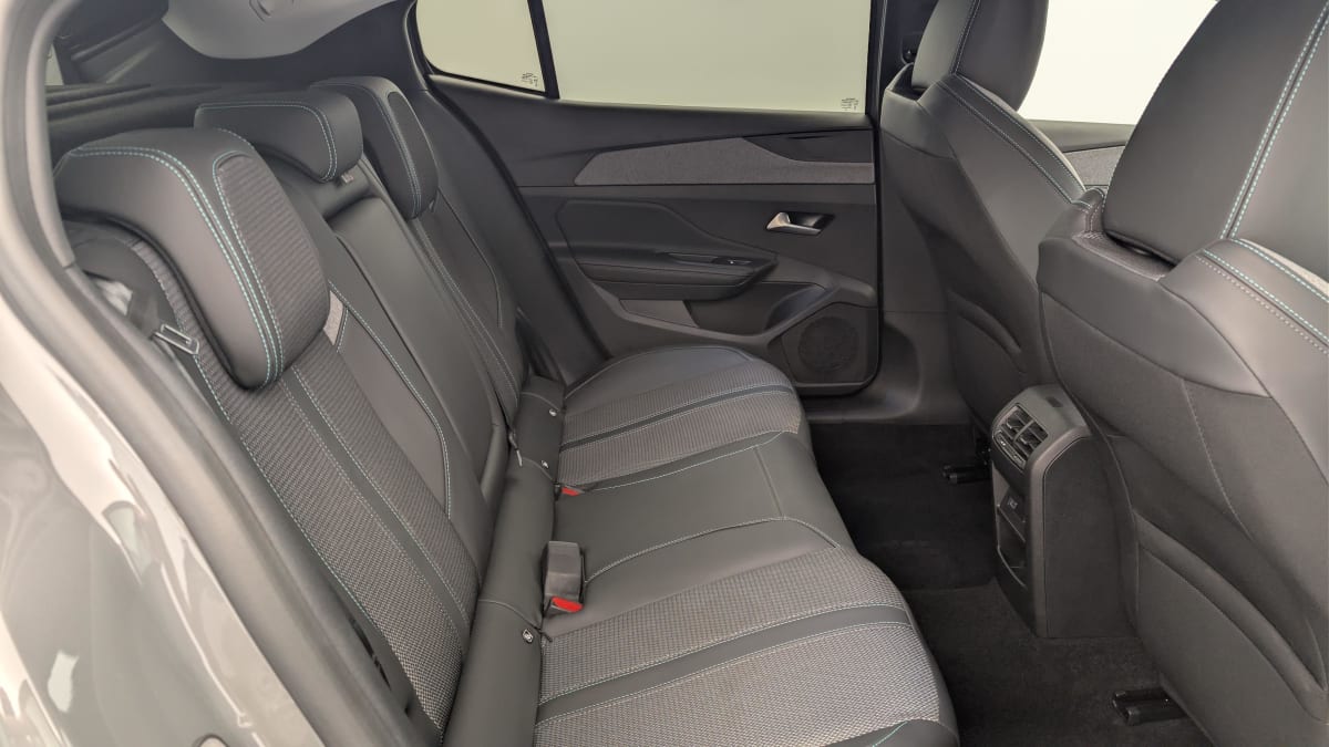 Peugeot 408 - Image 10