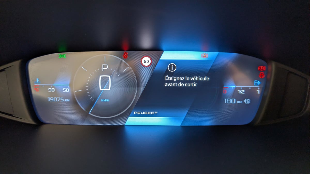 Peugeot 408 - Image 23