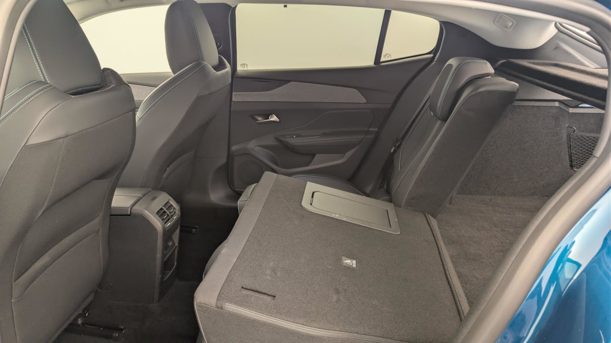 Peugeot 408 - Image 12