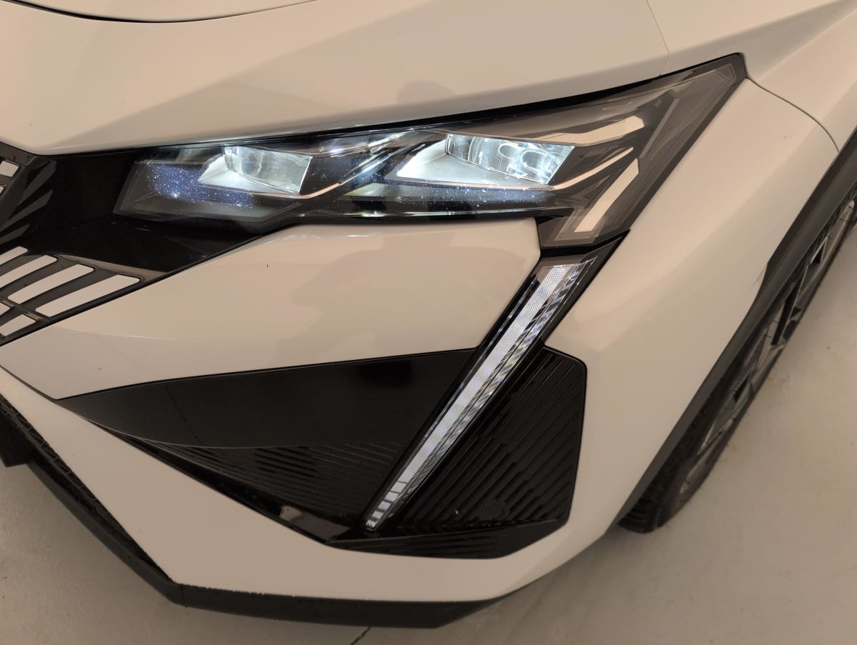 Peugeot 408 - Image 23