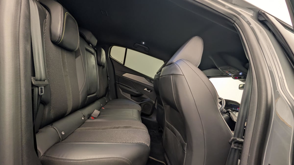 Peugeot 408 - Image 10