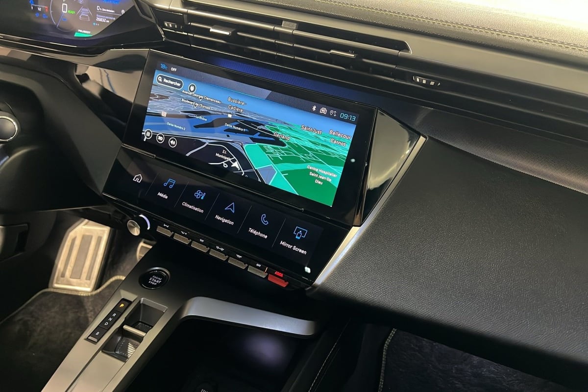 Peugeot 408 - Image 16