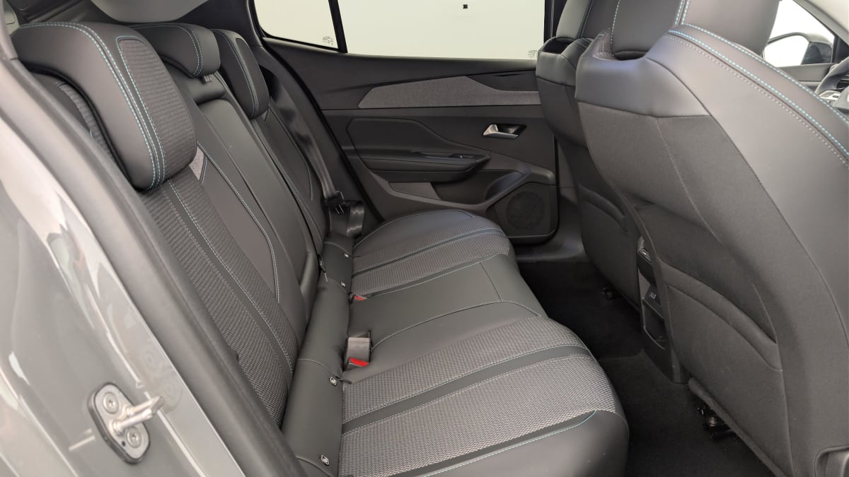 Peugeot 408 - Image 10