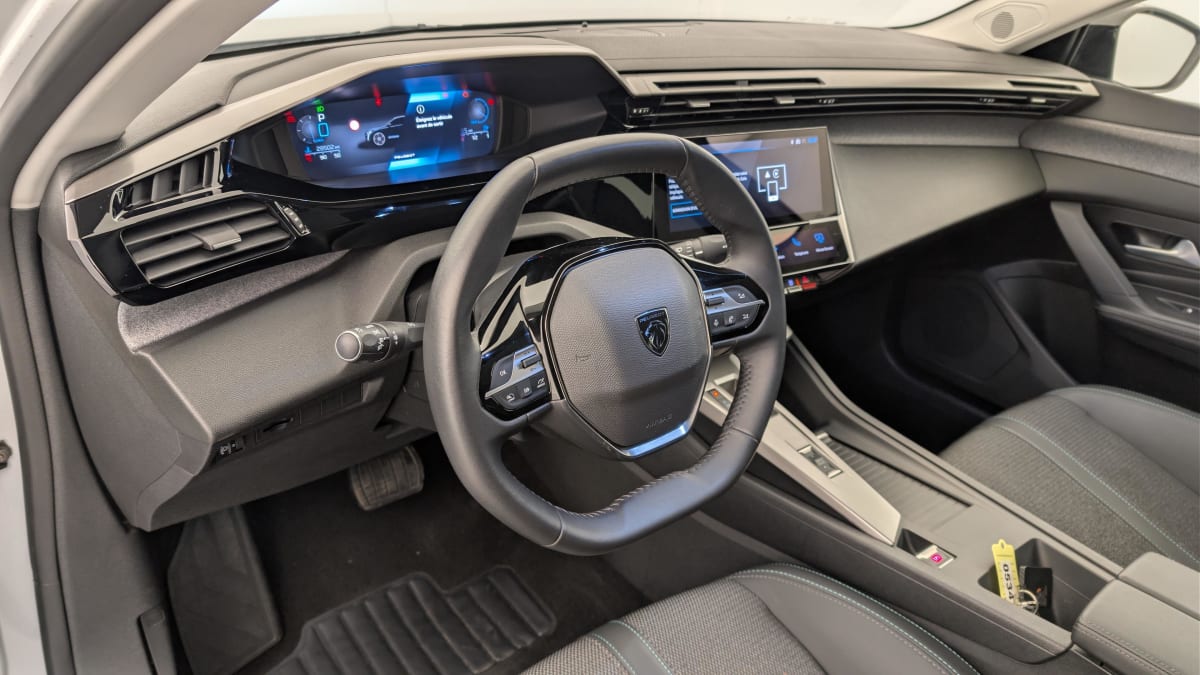 Peugeot 408 - Image 15