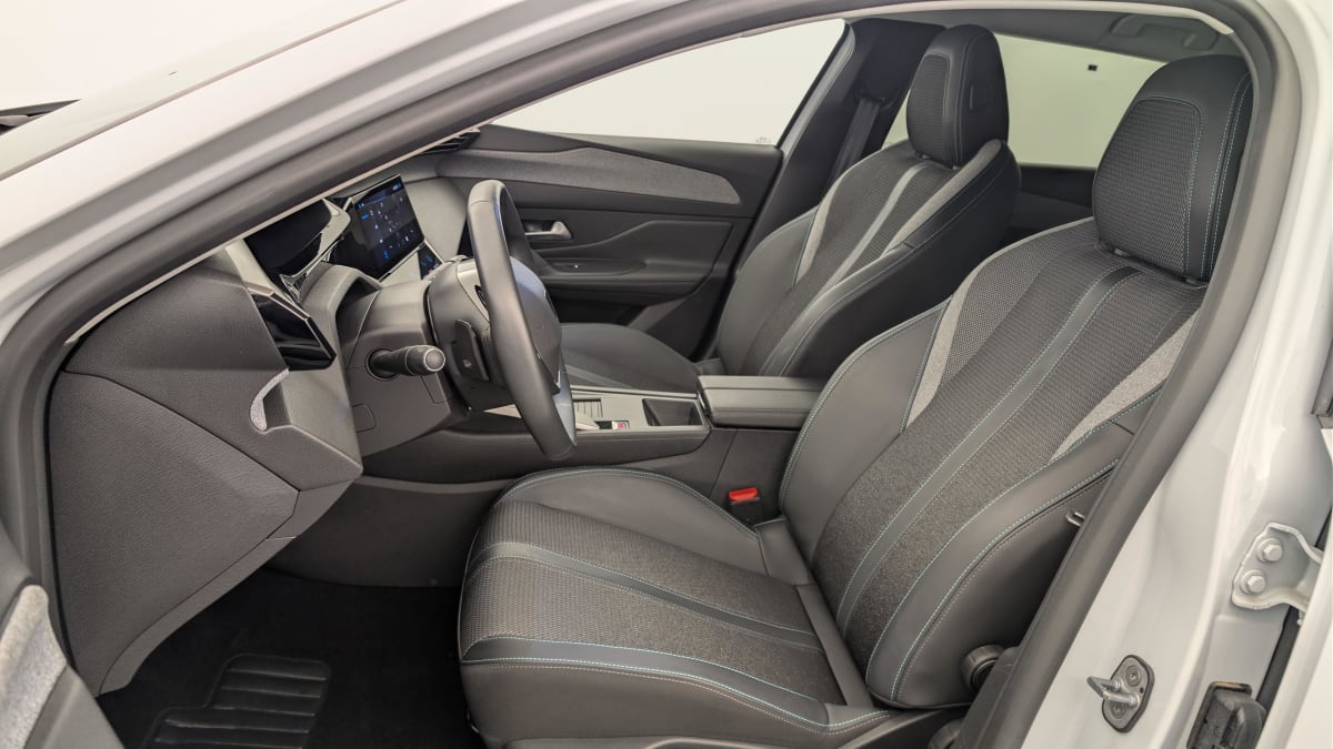 Peugeot 408 - Image 16