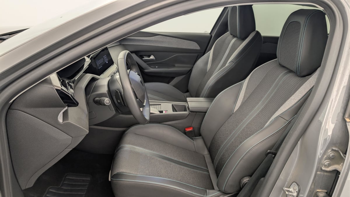 Peugeot 408 - Image 16