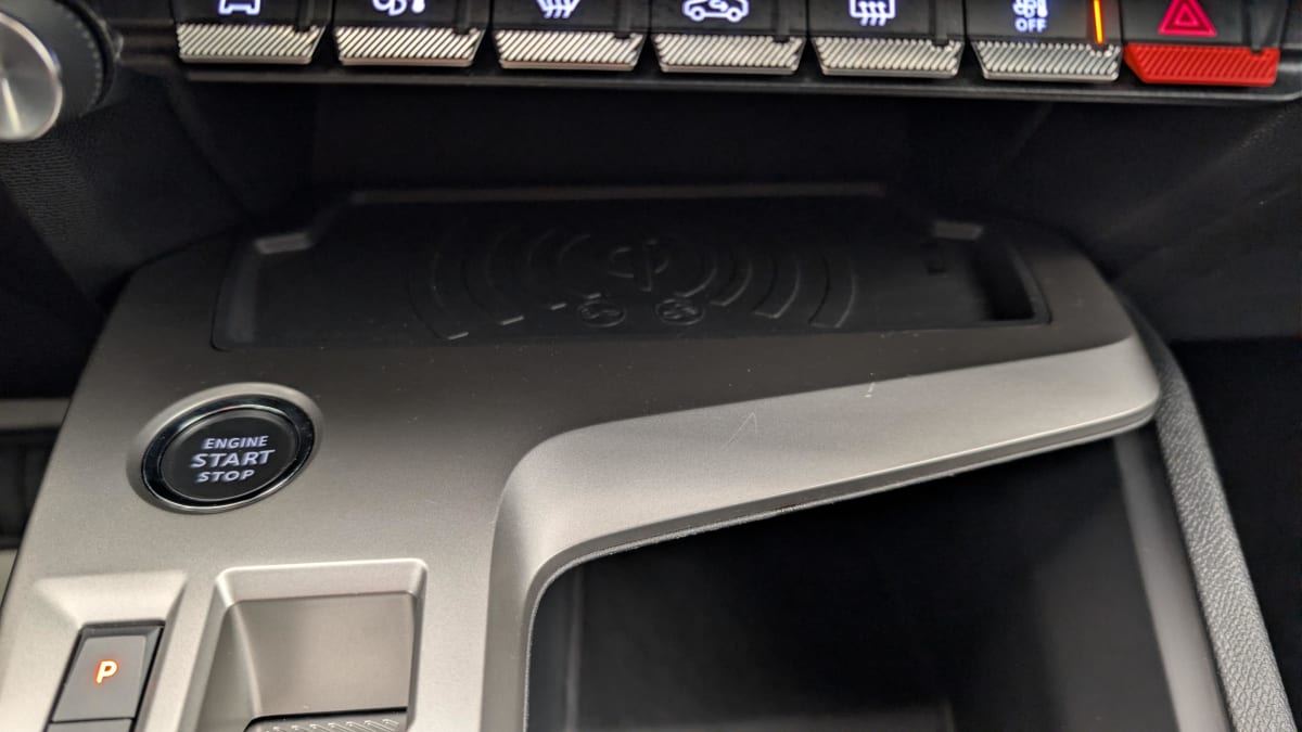 Peugeot 408 - Image 20