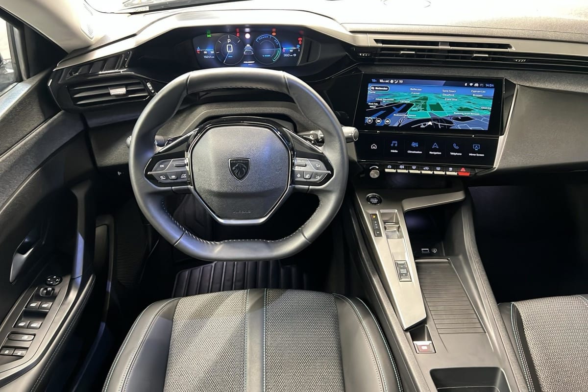 Peugeot 408 - Image 13