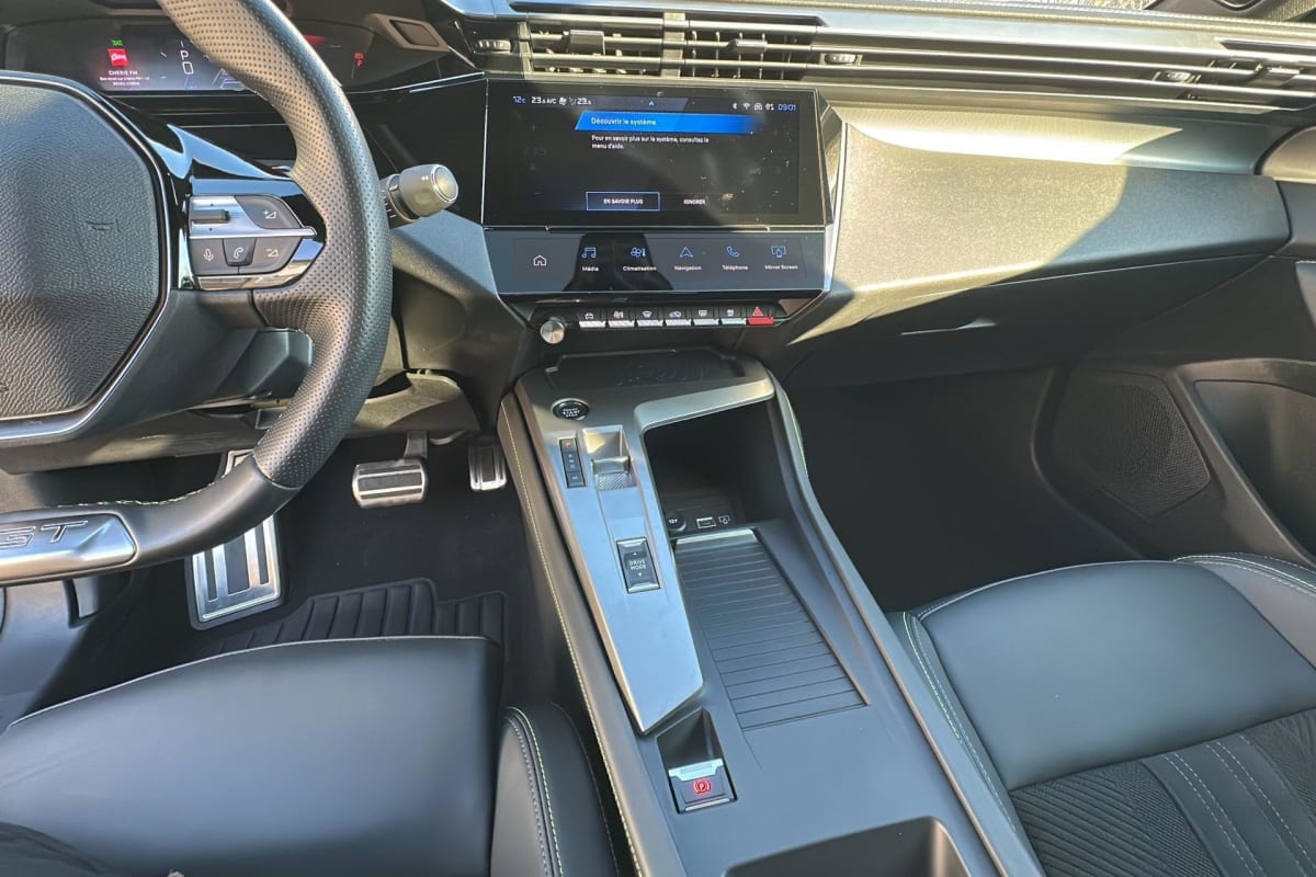 Peugeot 408 - Image 17