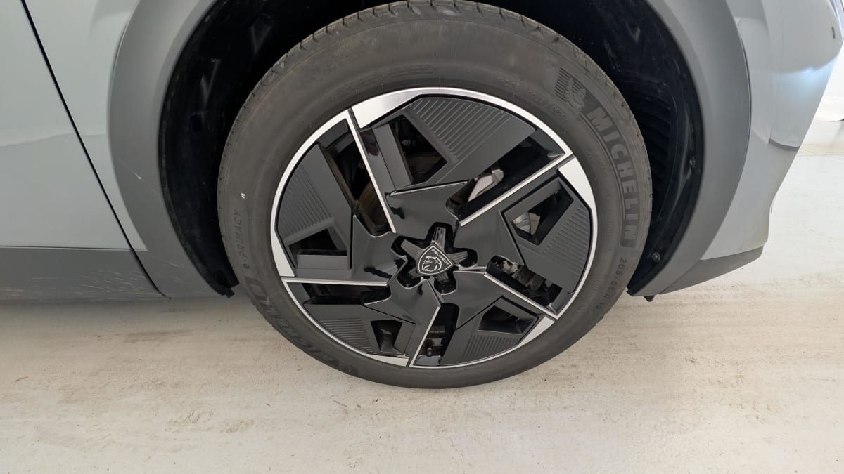 Peugeot 408 - Image 14