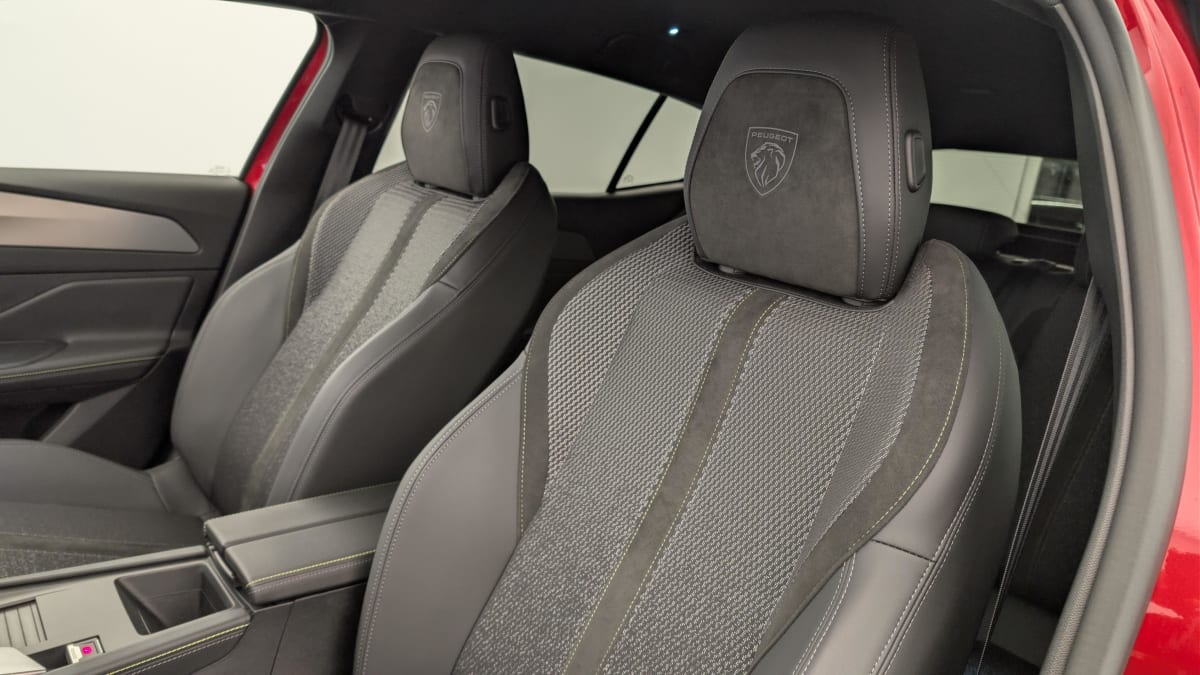 Peugeot 408 - Image 16