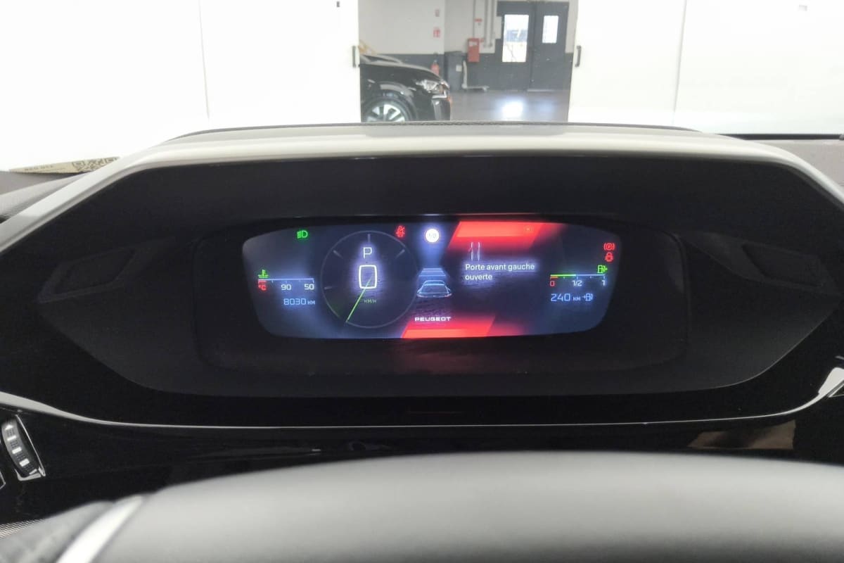 Peugeot 408 - Image 9