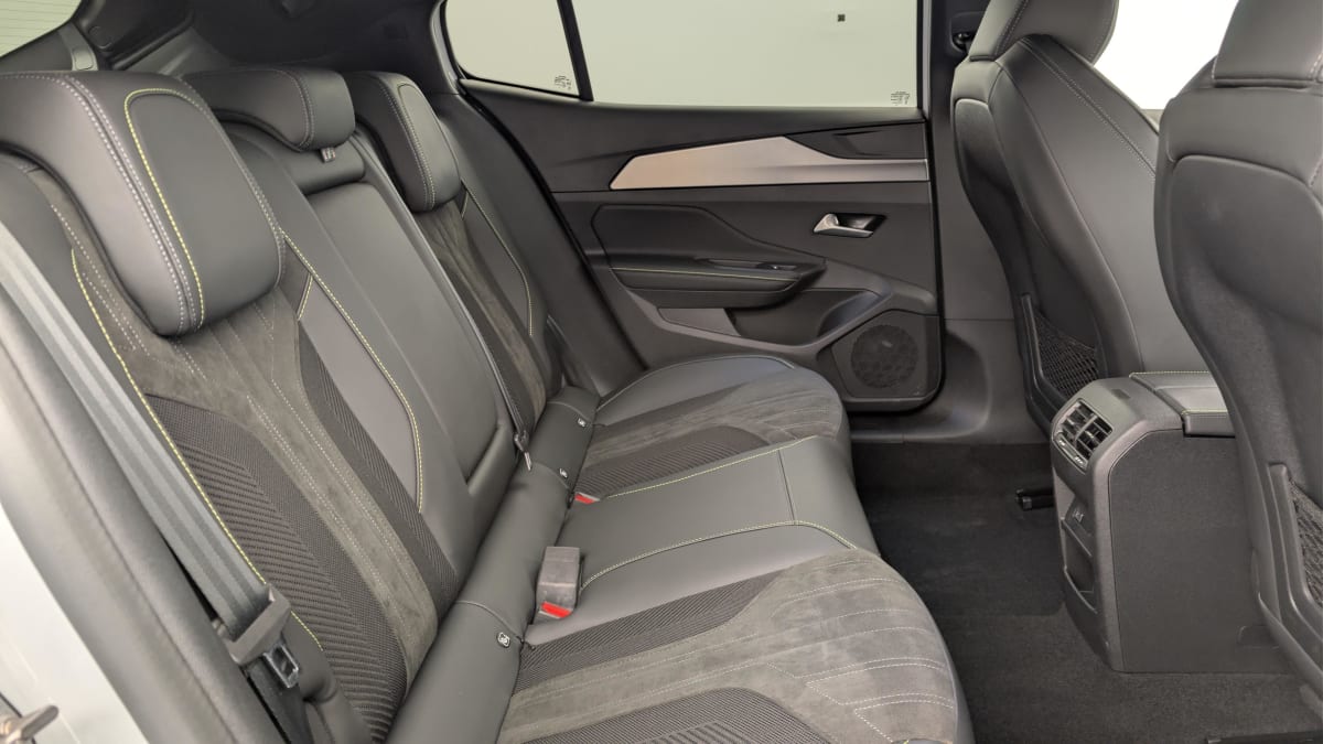 Peugeot 408 - Image 10