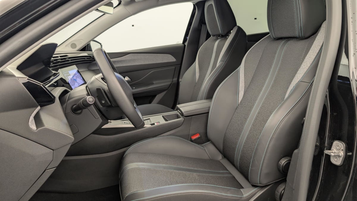 Peugeot 408 - Image 16