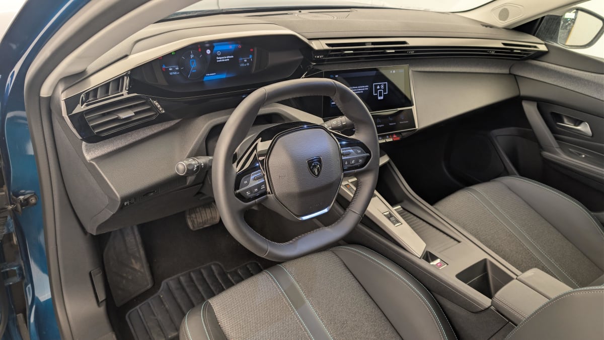 Peugeot 408 - Image 15