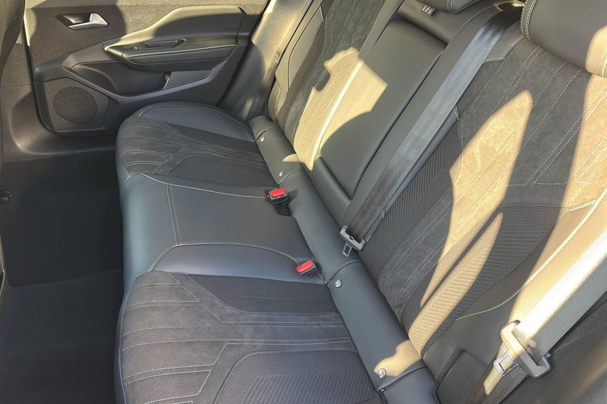 Peugeot 408 - Image 10