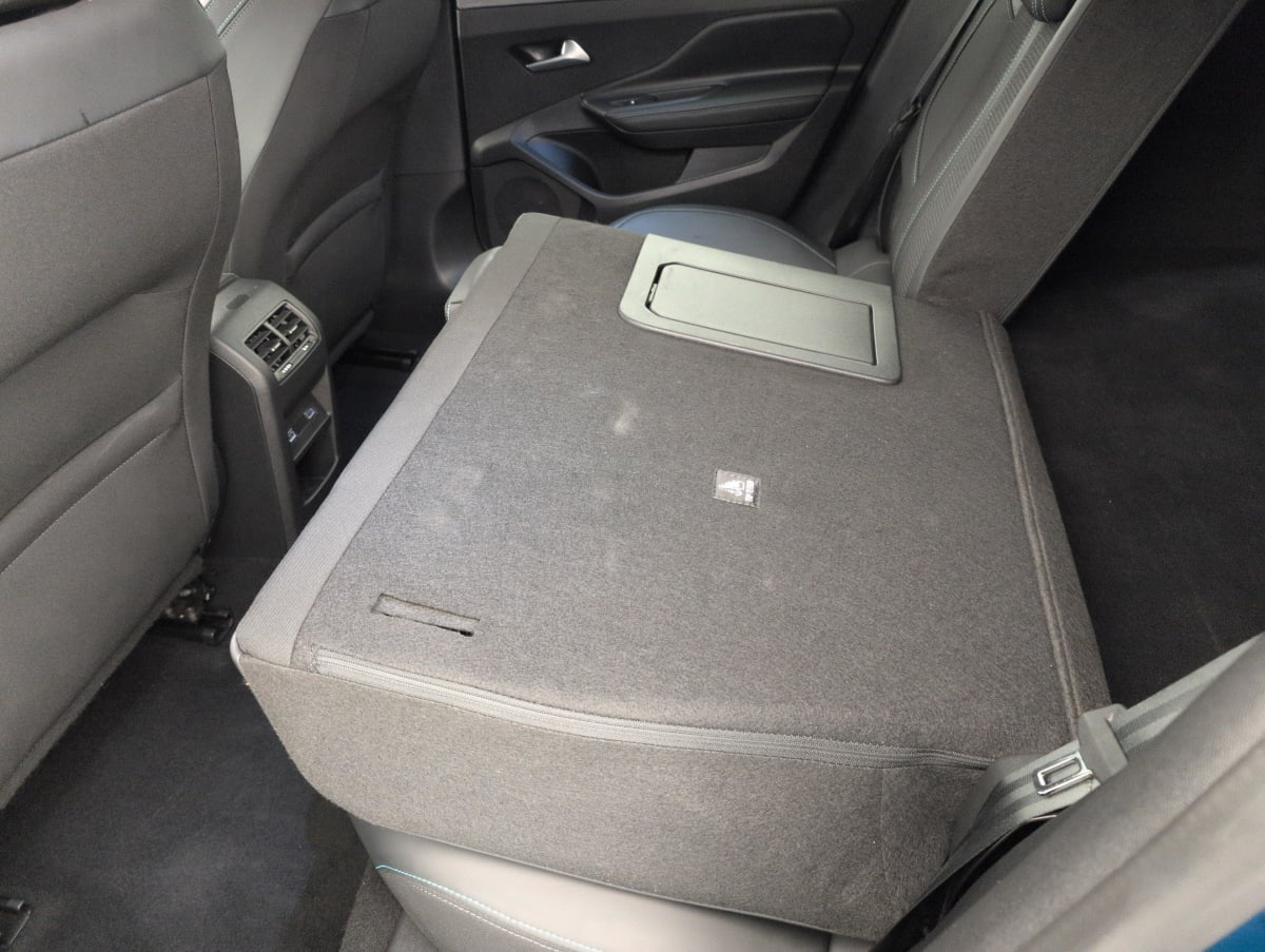 Peugeot 408 - Image 12