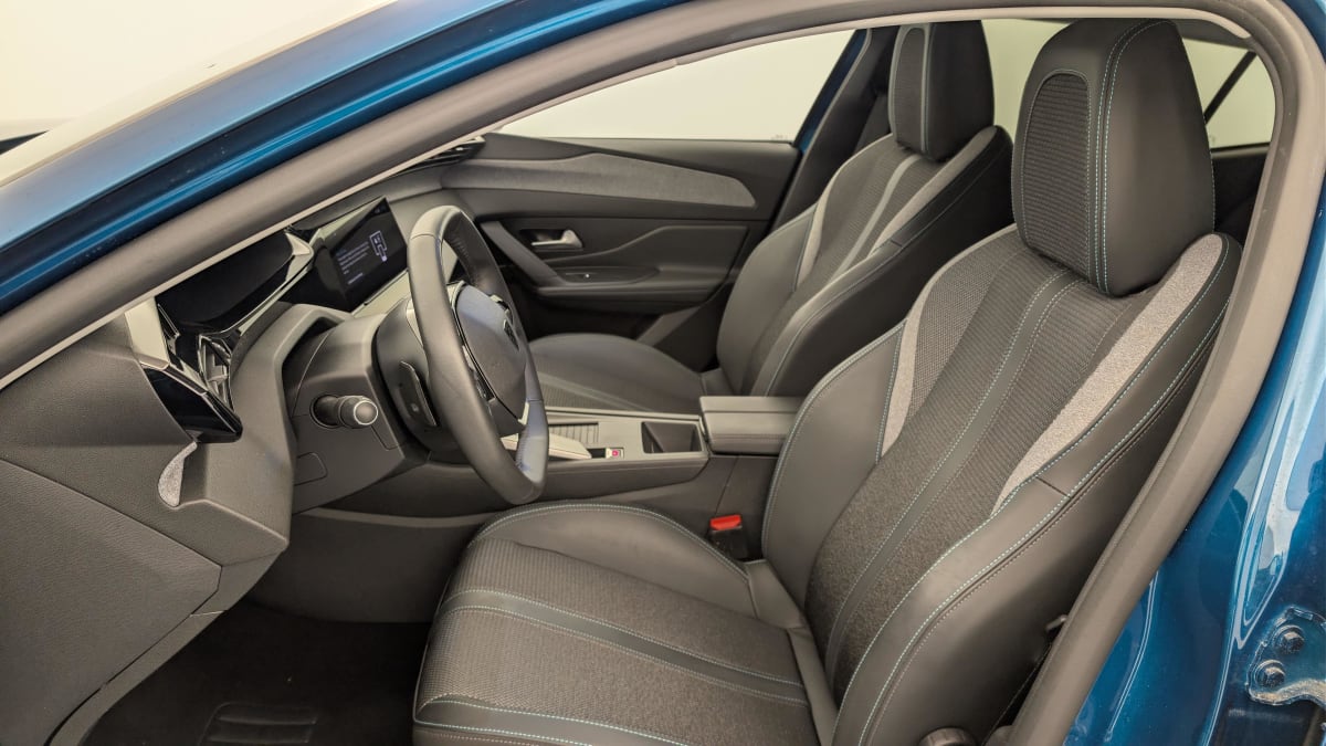 Peugeot 408 - Image 16