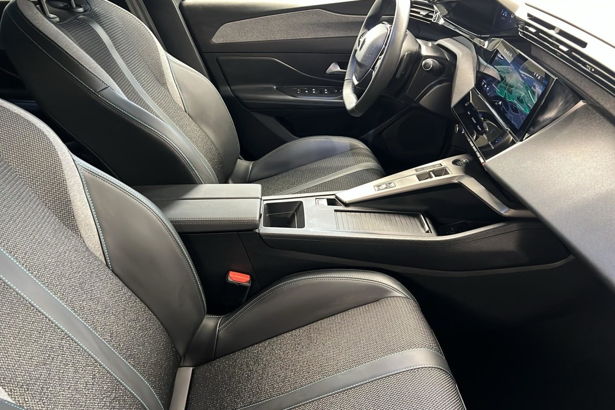 Peugeot 408 - Image 9