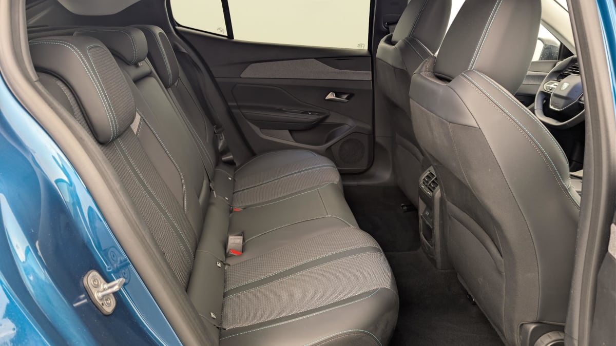 Peugeot 408 - Image 10