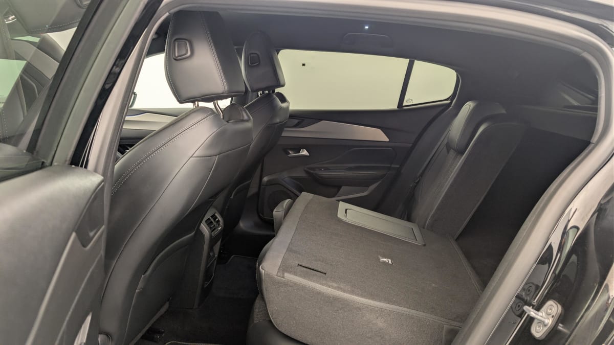 Peugeot 408 - Image 12