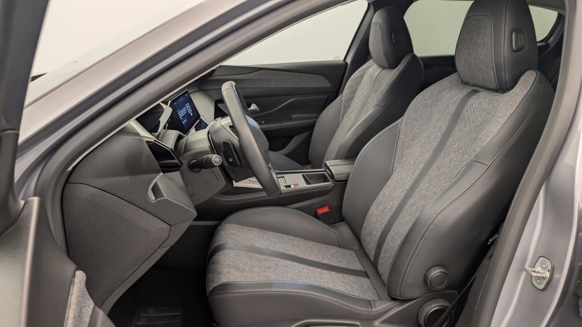 Peugeot 408 - Image 16