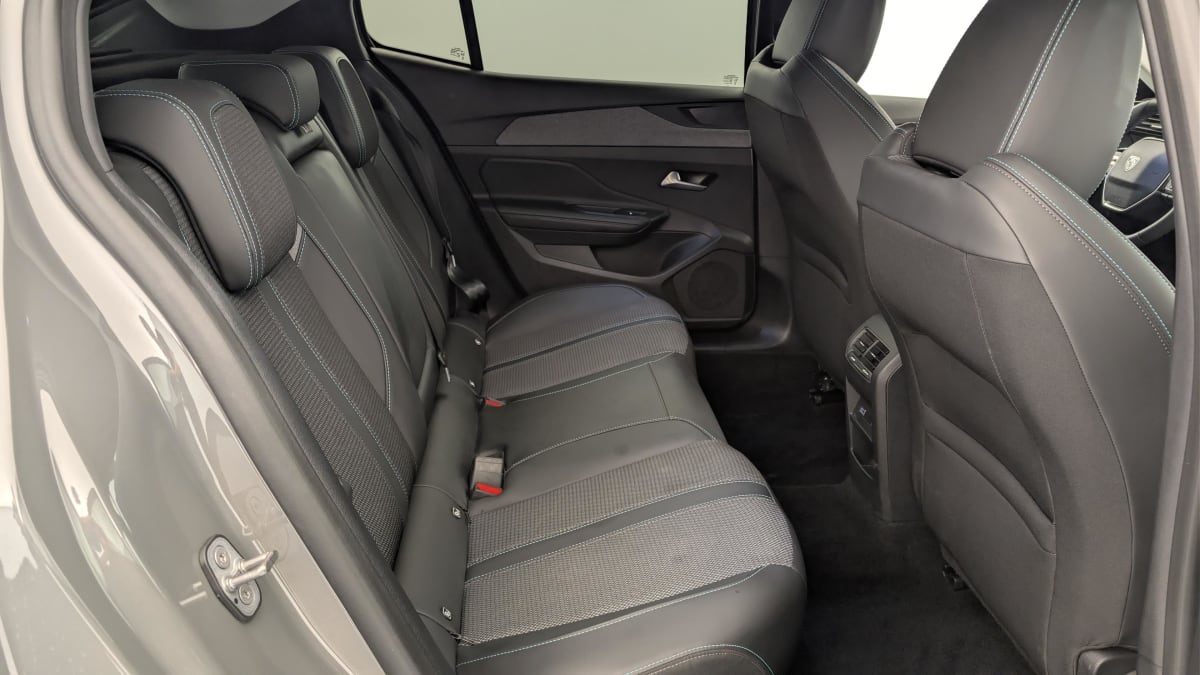 Peugeot 408 - Image 10