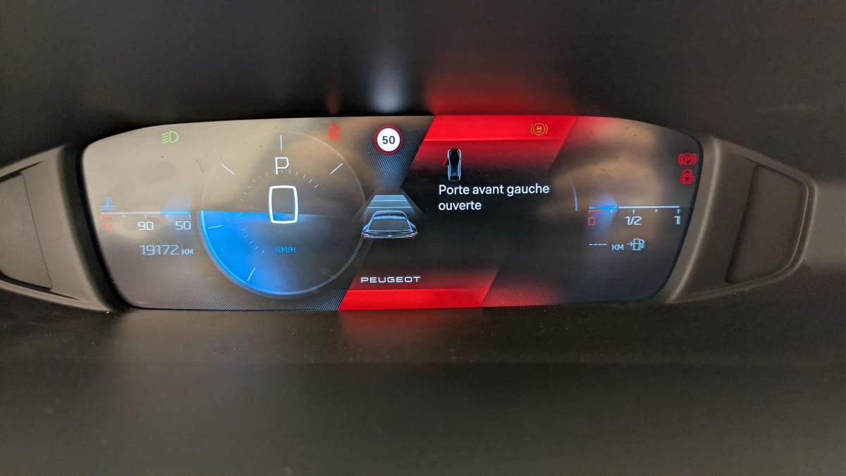 Peugeot 408 - Image 23