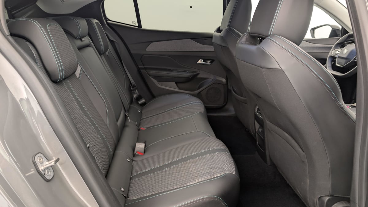 Peugeot 408 - Image 10