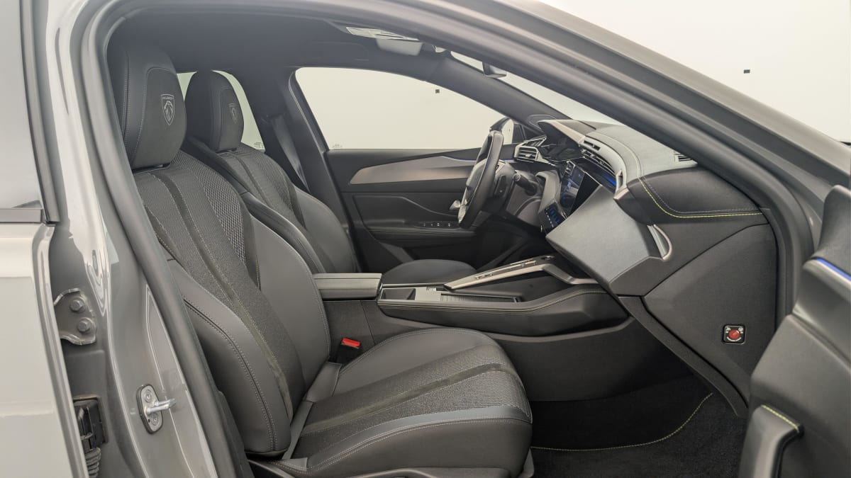 Peugeot 408 - Image 9