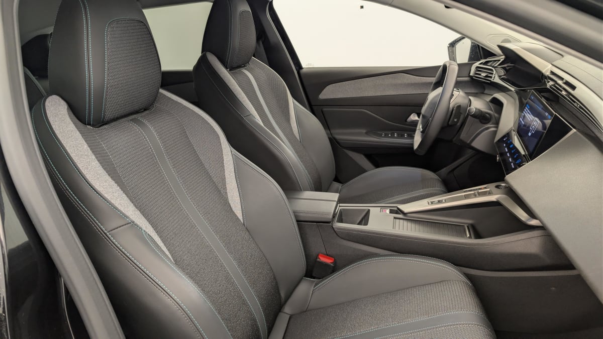 Peugeot 408 - Image 9