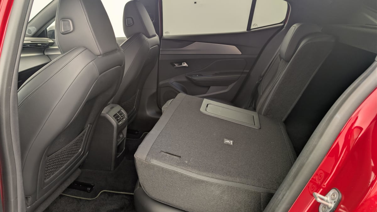 Peugeot 408 - Image 12