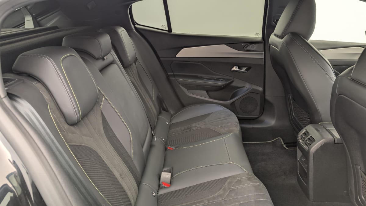 Peugeot 408 - Image 10