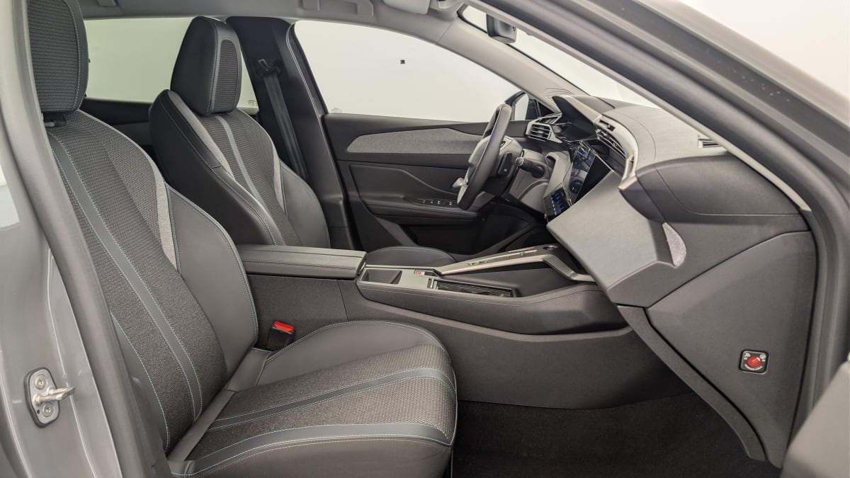 Peugeot 408 - Image 9