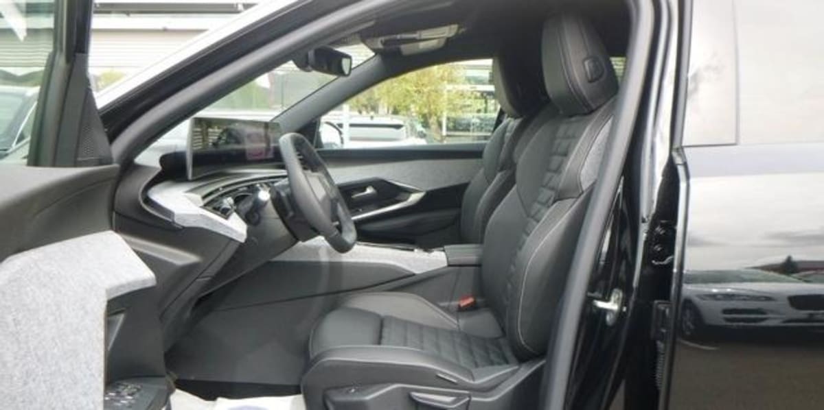Peugeot 5008 - Image 6
