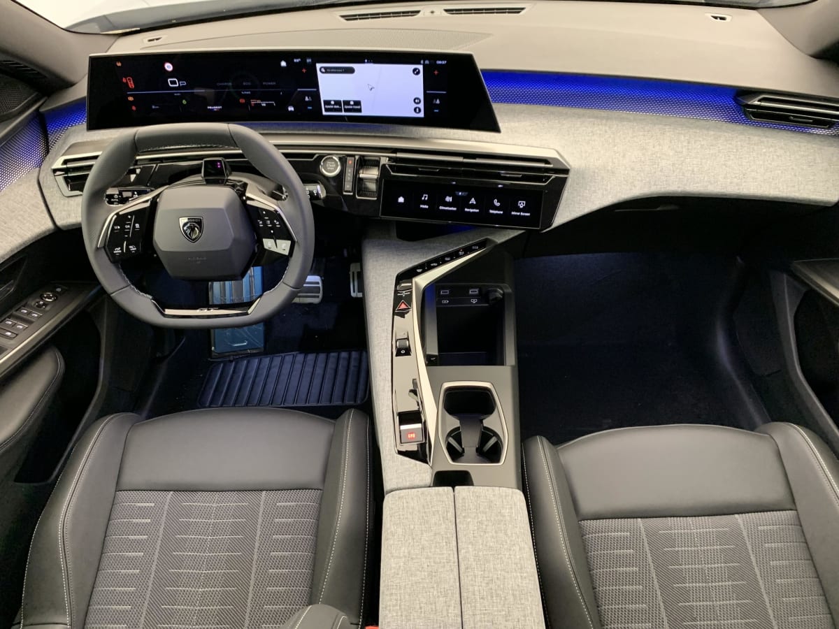 Peugeot 5008 - Image 13