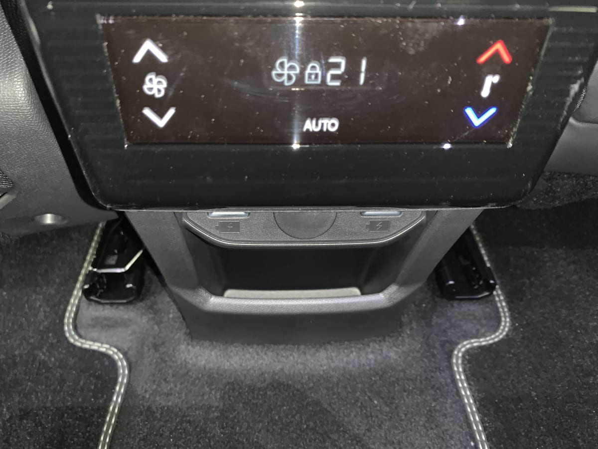 Peugeot 5008 - Image 98