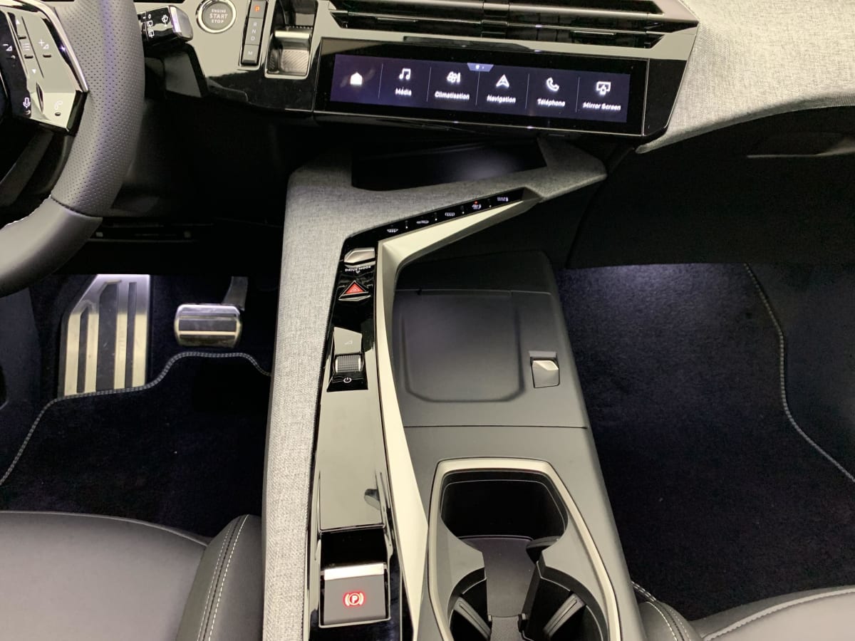Peugeot 5008 - Image 77
