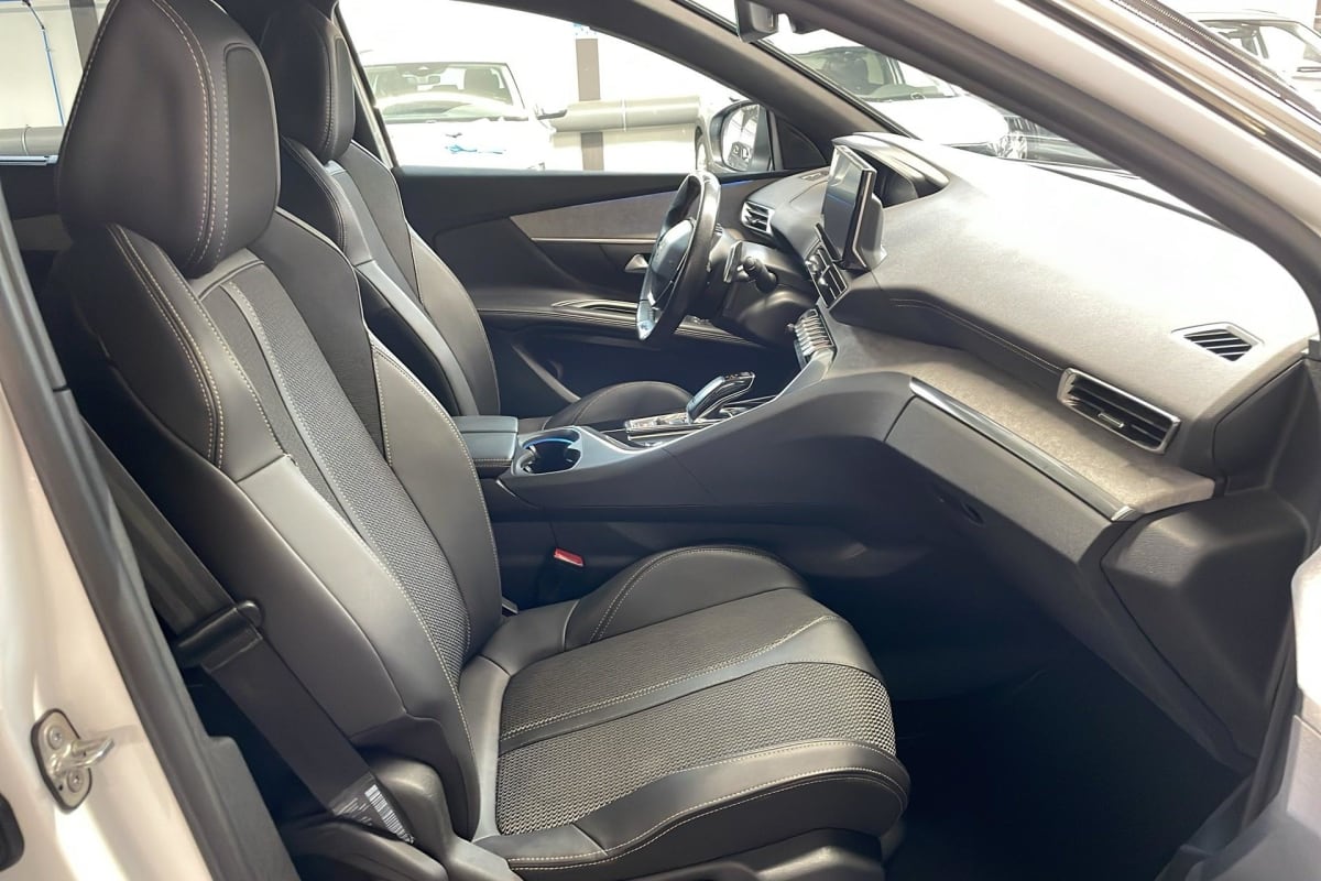Peugeot 5008 - Image 9