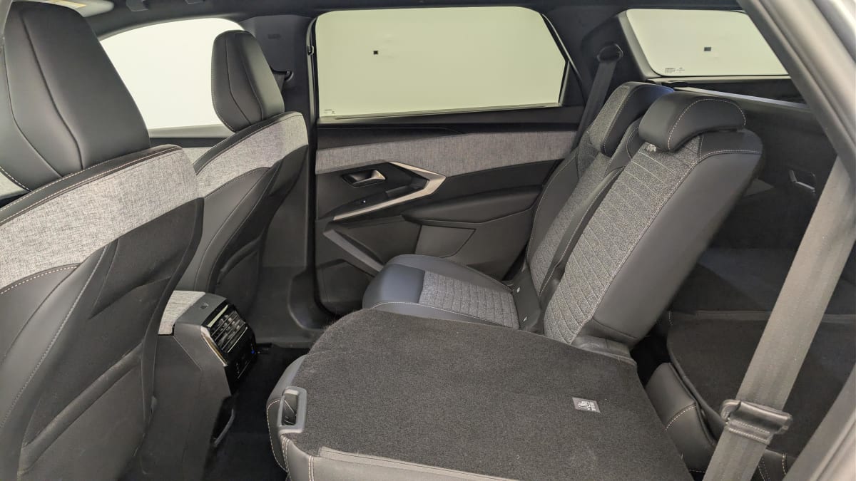 Peugeot 5008 - Image 12
