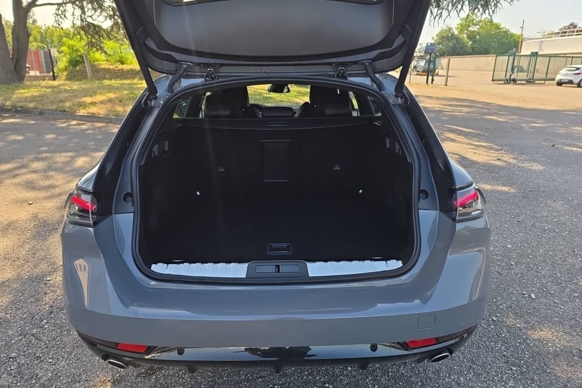 Peugeot 508 SW - Image 11