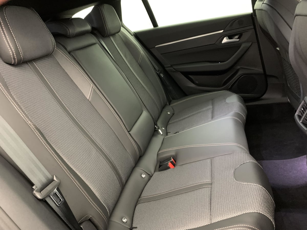 Peugeot 508 SW - Image 10