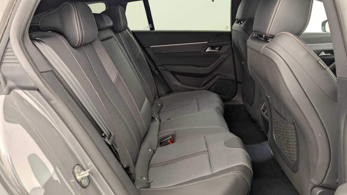 PEUGEOT 508 SW BLUEHDI 130 CH EAT8 ALLURE