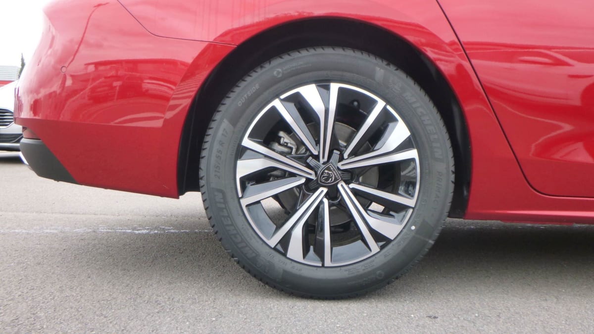 PEUGEOT 508 SW BLUEHDI 130 CH EAT8 ALLURE