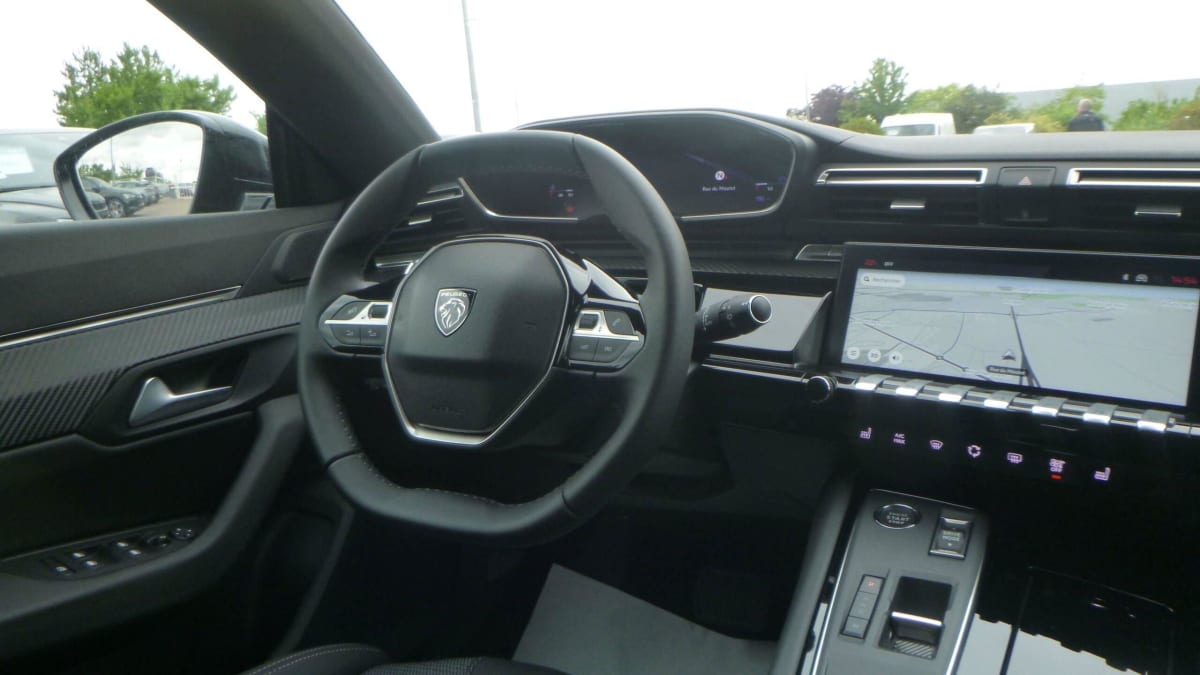 PEUGEOT 508 SW BLUEHDI 130 CH EAT8 ALLURE