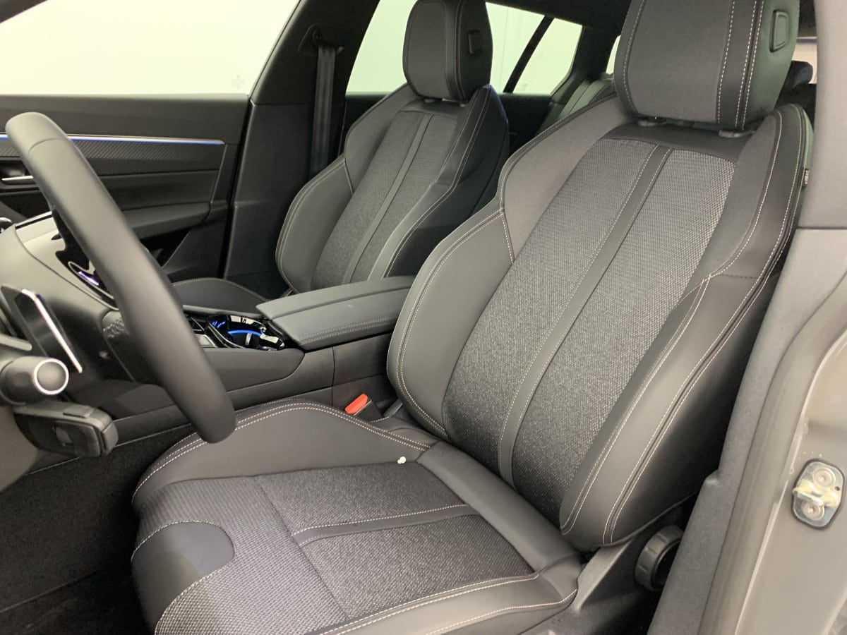 Peugeot 508 SW - Image 21
