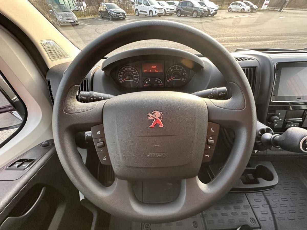 PEUGEOT BOXER CHASSIS CABINE BOXER CC 3.5 T L3 MAXI HD 140