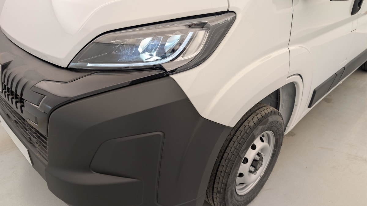 Peugeot BOXER FOURGON - Image 20