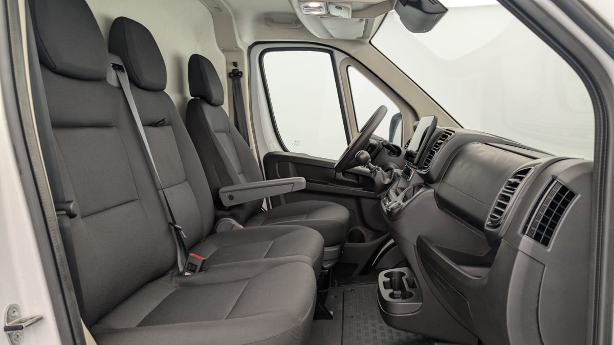 Peugeot BOXER FOURGON - Image 9