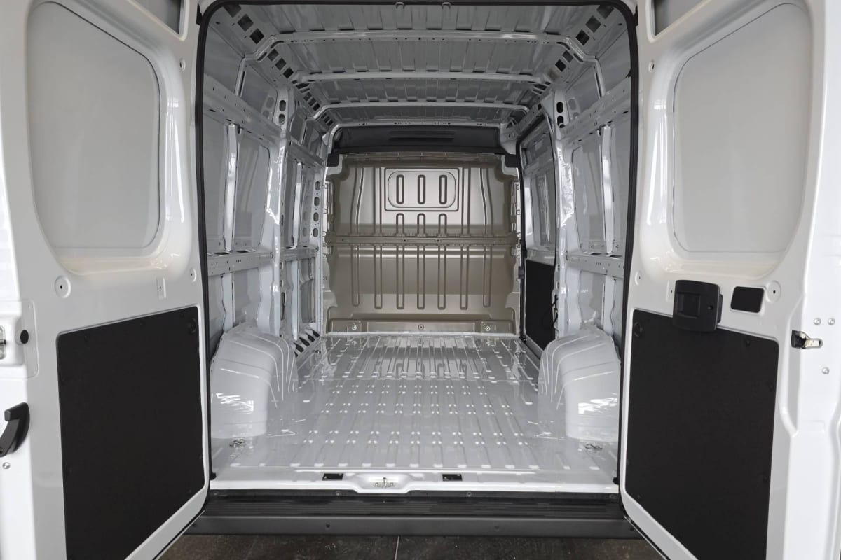 Peugeot BOXER FOURGON - Image 11